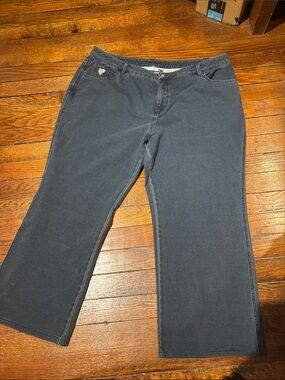 Women's Wide-Leg Flare Jeans in Black